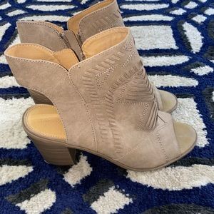 Perfect fall peep toe bootie